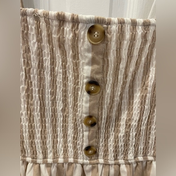 beige and cream stripe short dress - Picture 2 of 8